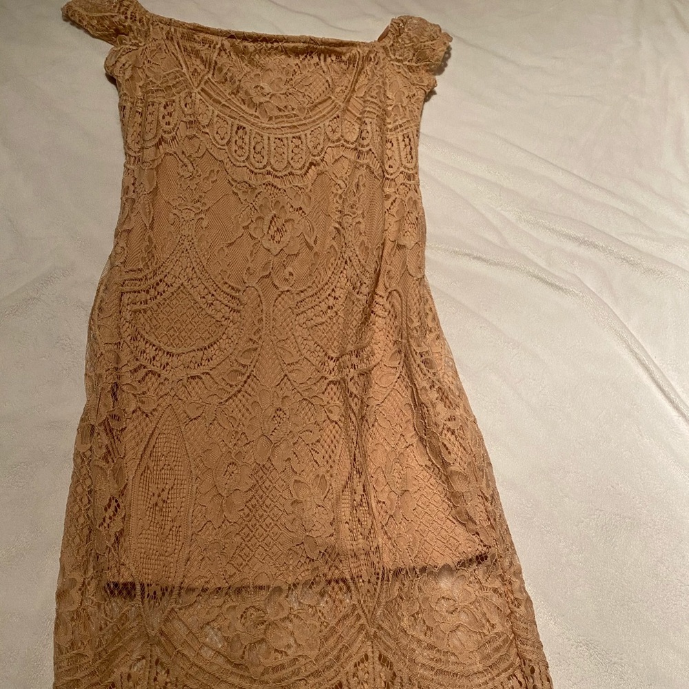 Love, Fire off the shoulder blush dress - Picture 3 of 8